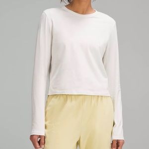 NWT LULULEMON CLASSIC FIT LONG SLEEVE TEE